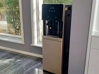 反渗透水处理设备工作原理
